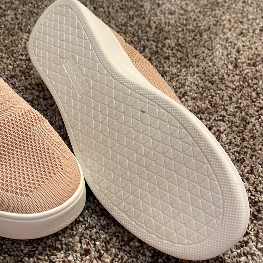 Steve Madden - Picture 3 of 3